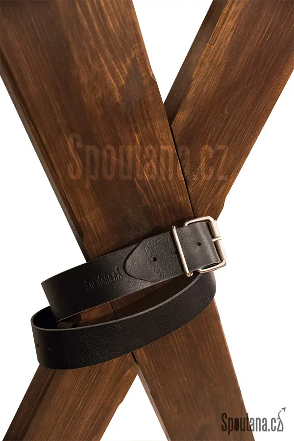 Dřevěný BDSM Kříž s Koženým Řemenem
