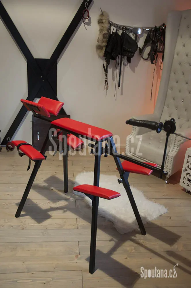 Klekací BDSM Lavice s Opěrkou hlavy