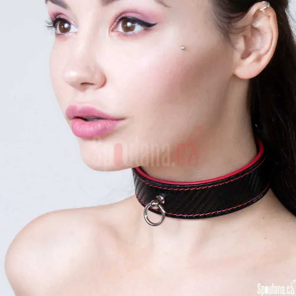 Kožený Fetish Obojek Carbon Červený 33-42cm