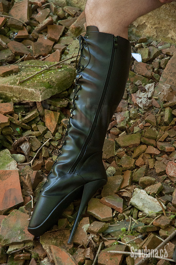 Fetish Balletky pod kolena