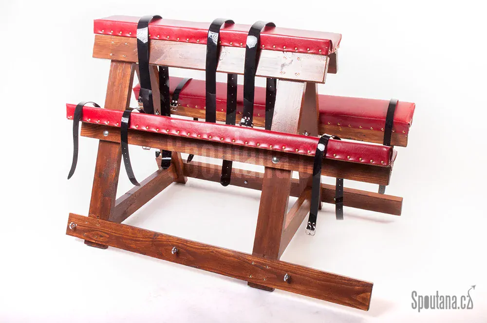 Masivní dřevěná BDSM lavice / kůň