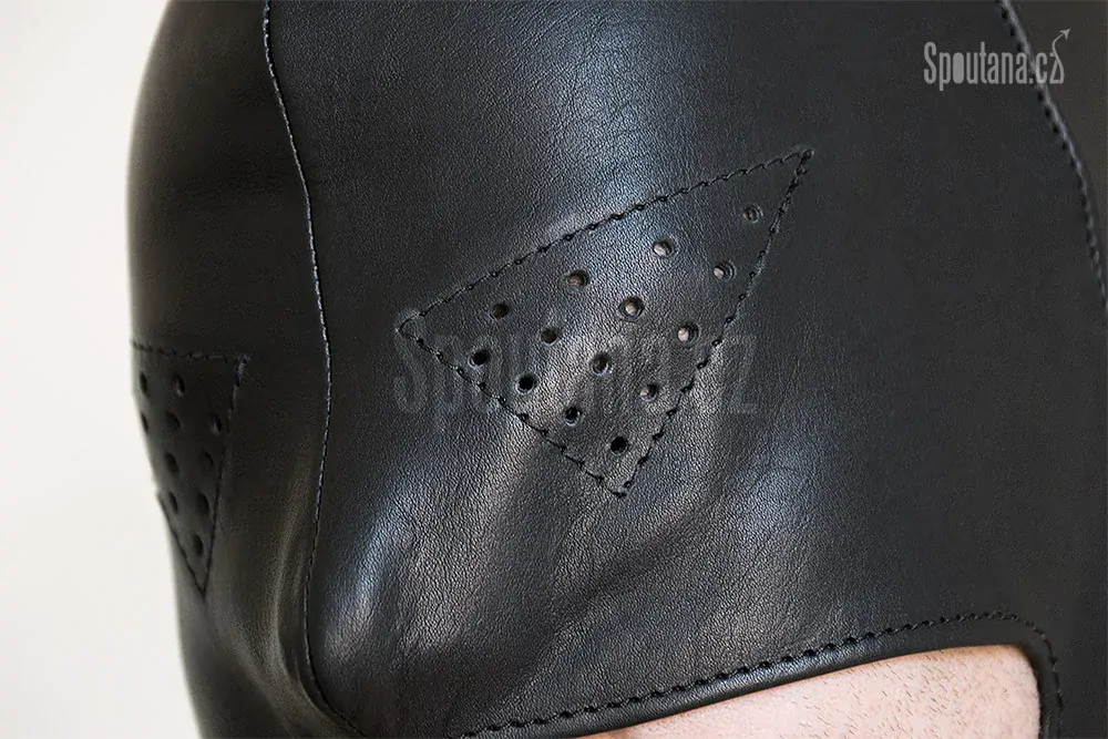 Kožená BDSM Kukla pro Orální Sex s Perforací Očí - velikost M