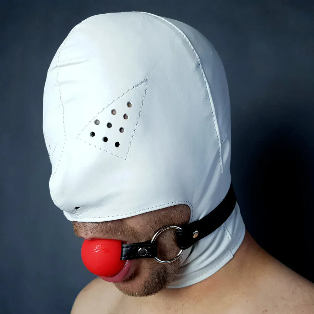 Klasický Roubík s Uzamykatelnou Ohlávkou