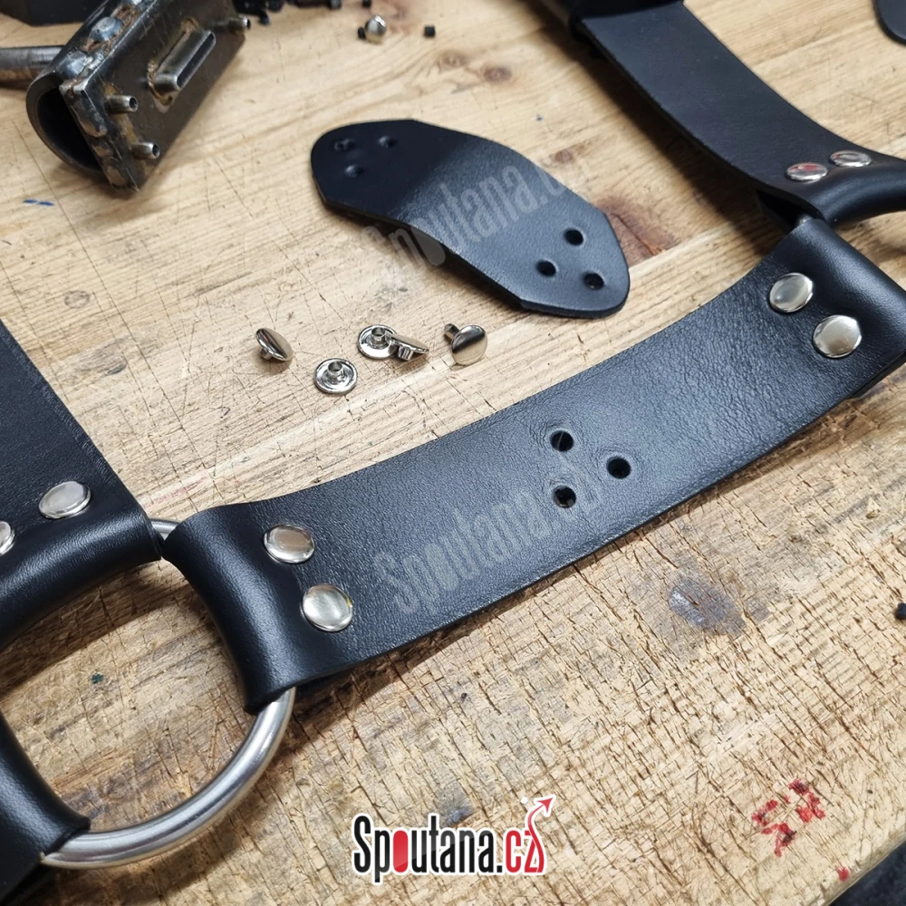 Masivní Kožený Postroj / Harness Hrudník