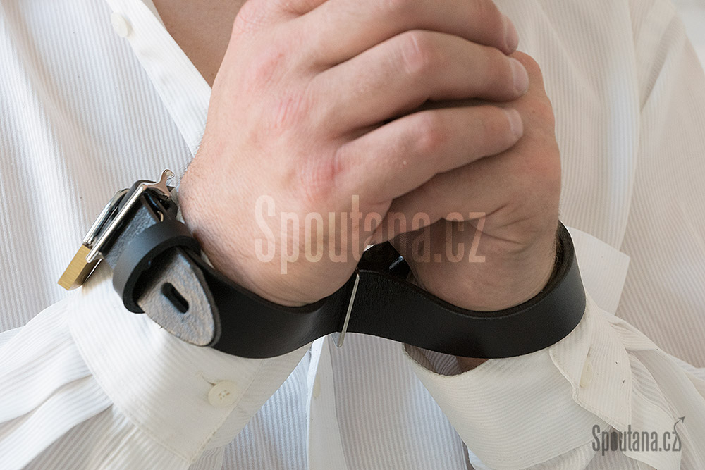 Uzamykatelná Řemenová Kožená Pouta - Zápěstí