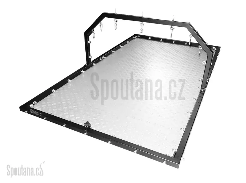 Kovový bondage rám pro fixaci těla