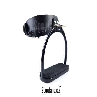 Kožený Obojek s Masivním Třmenem Black