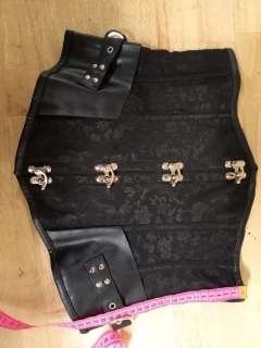 Látkový zdobený korzet pod prsa - výprodej